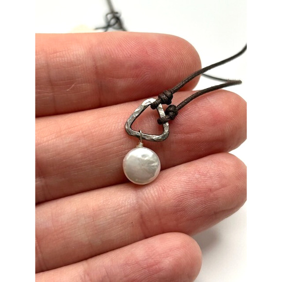 NWT Peyote Bird Round Leather Cord Necklace Genuine Stone Sterling Silver 16" - Picture 3 of 5